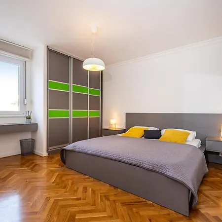 Splendid Apartment